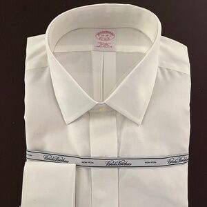 BROOKS BROTHERS 17/33 White Non-Iron Pinpoint Oxford Ainsley Collar Dress Shirt